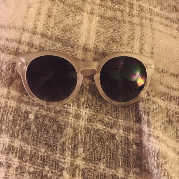 aerie Accessories - Aerie matte clear sunnies